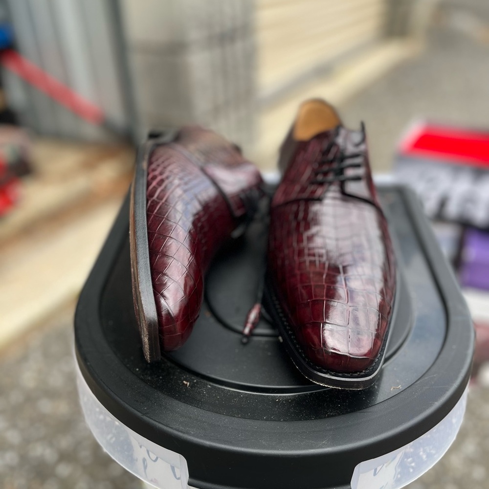 Mezlan Platinum Burgundy Lace Up Alligator Worn